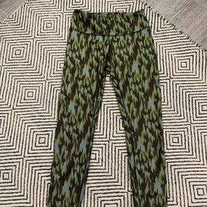 Size 4 lululemon pants
